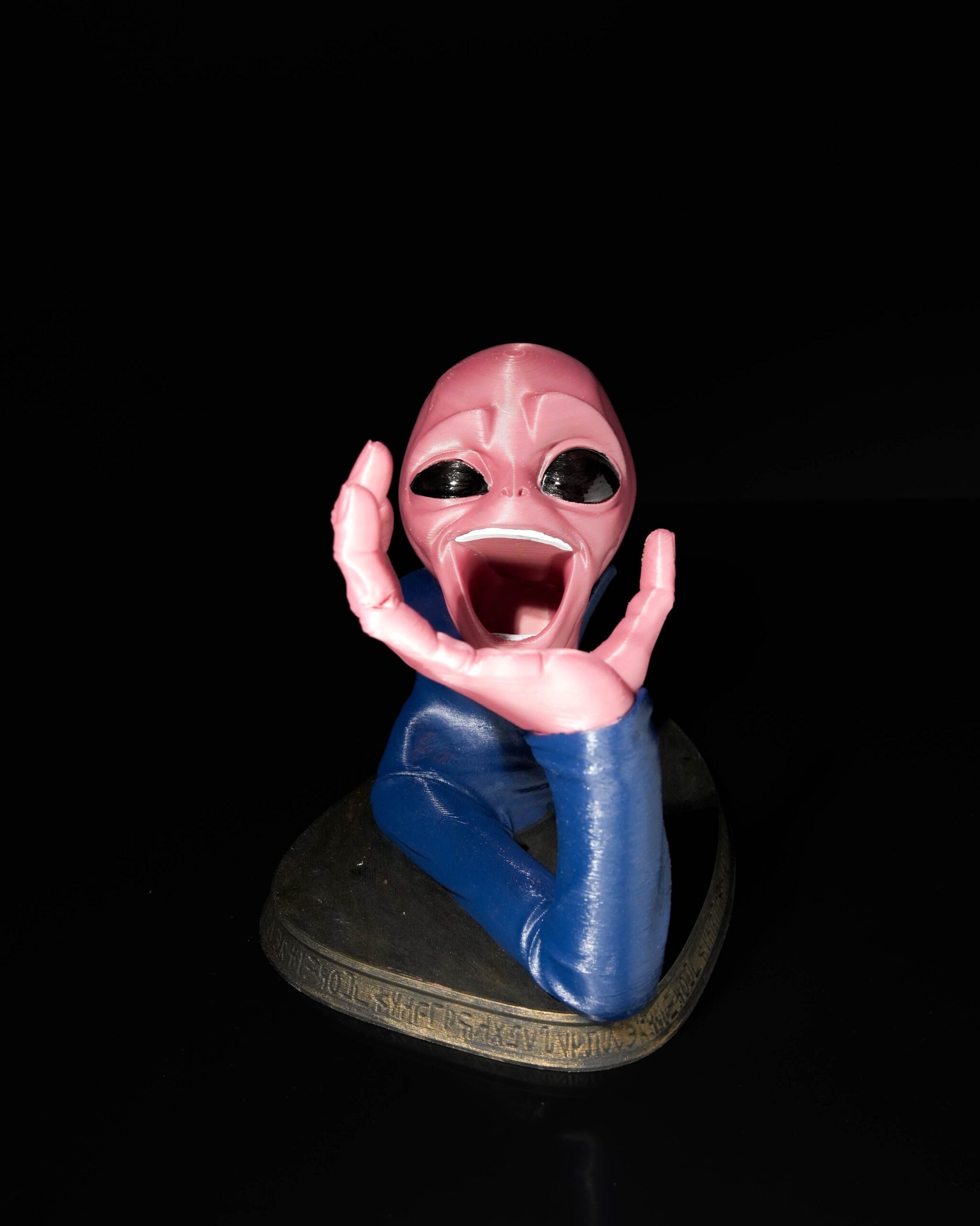 Alien Wine Holder - Image 2
