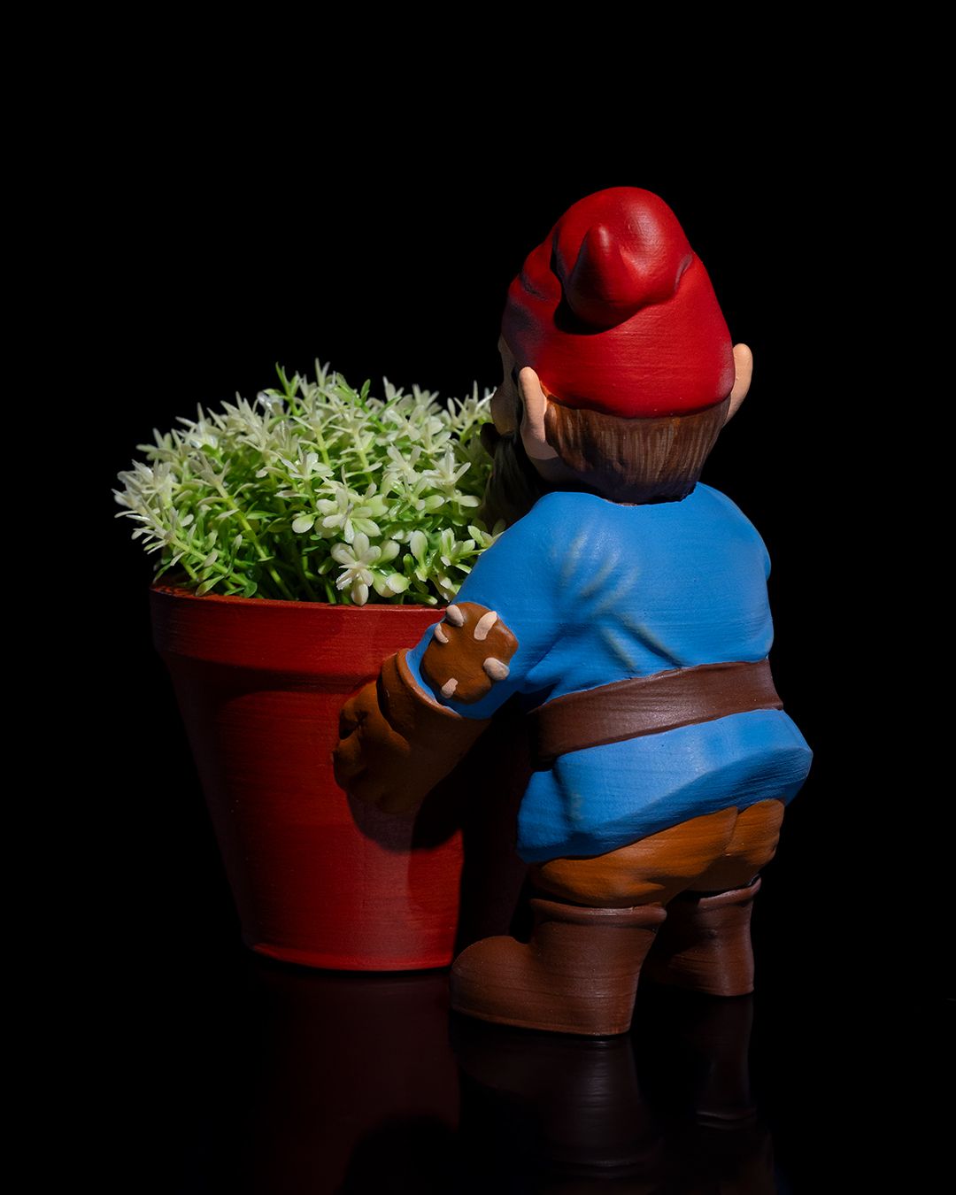 Gardening Gnome - Pebbles - Image 5