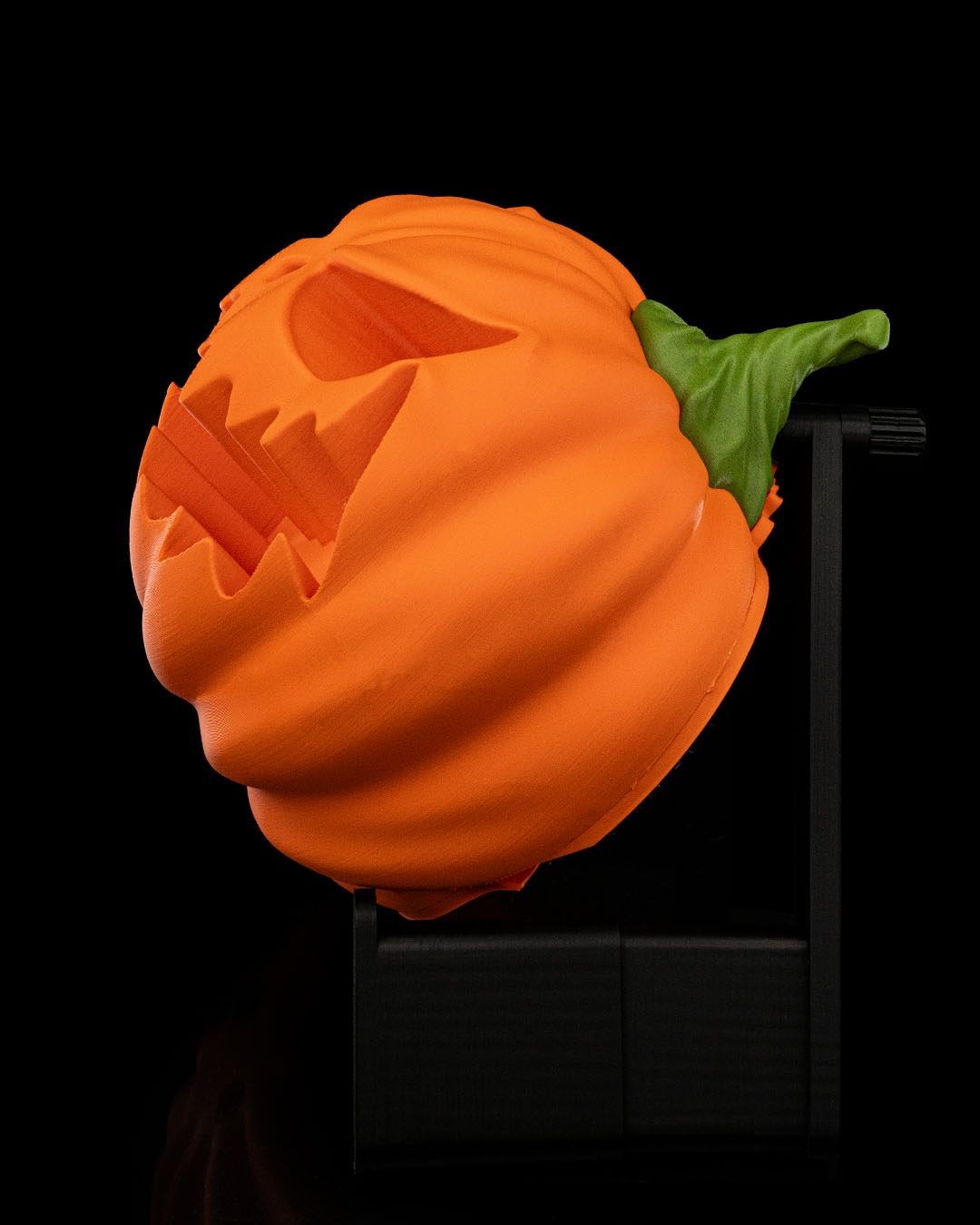 Flaming Pumpkin Wall Lamp - Image 4