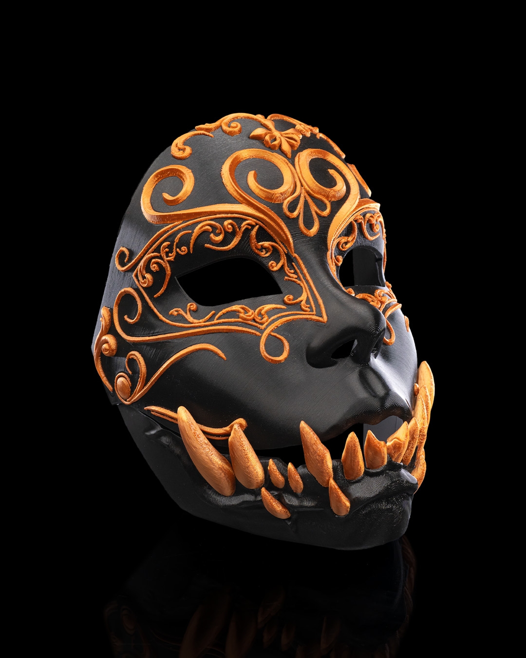 Opulent Masquerade Halloween Mask - Image 6