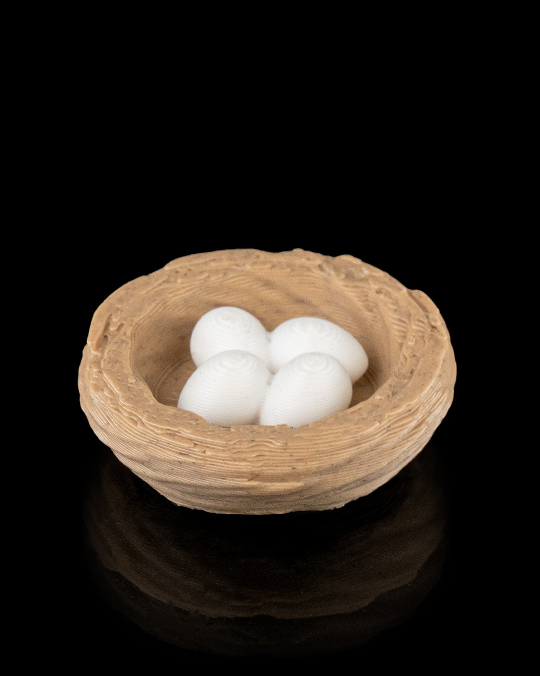 Eggs in a nest - Image 2