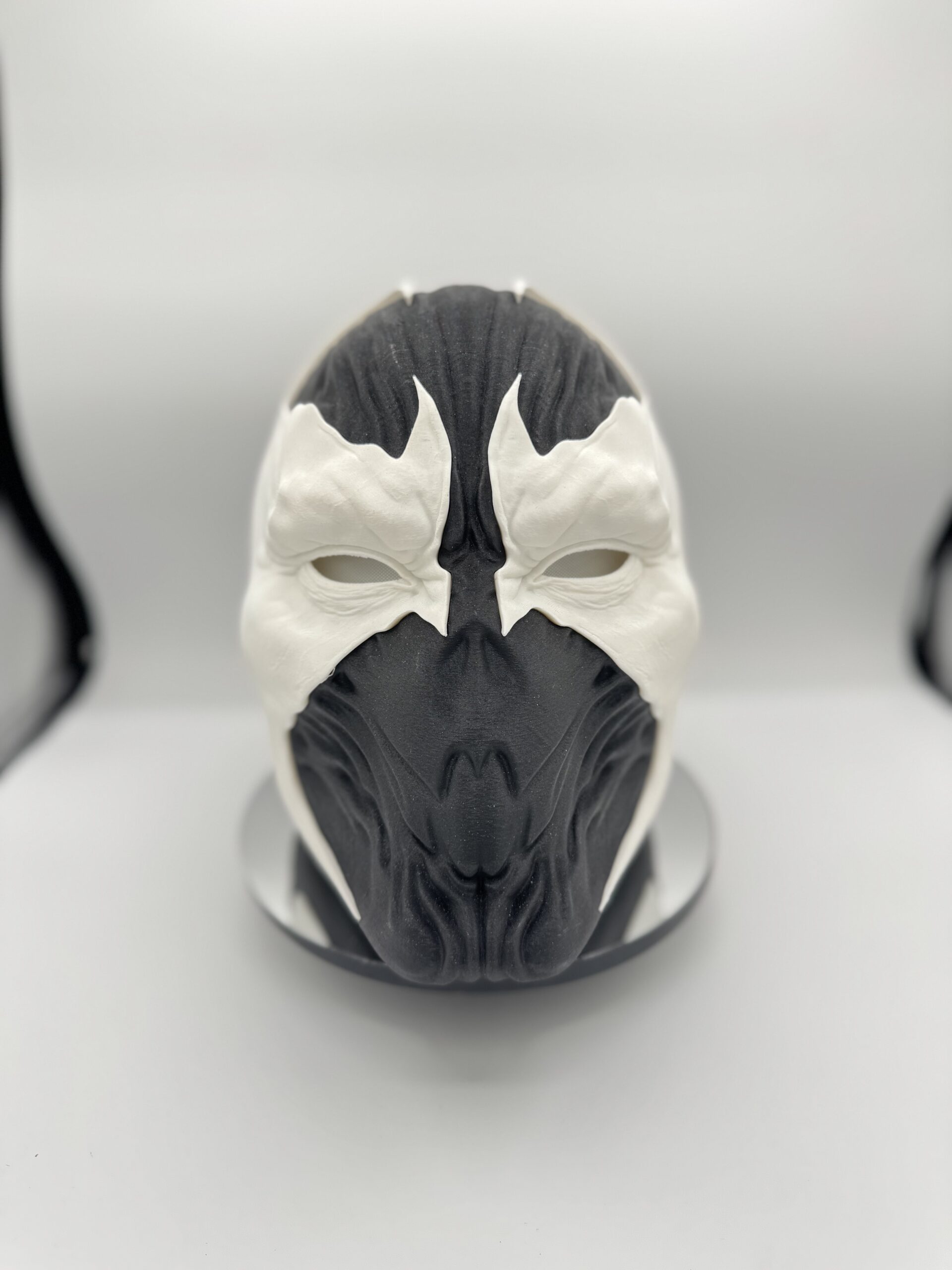 Spawn with Illuminated Eyes - Image 2