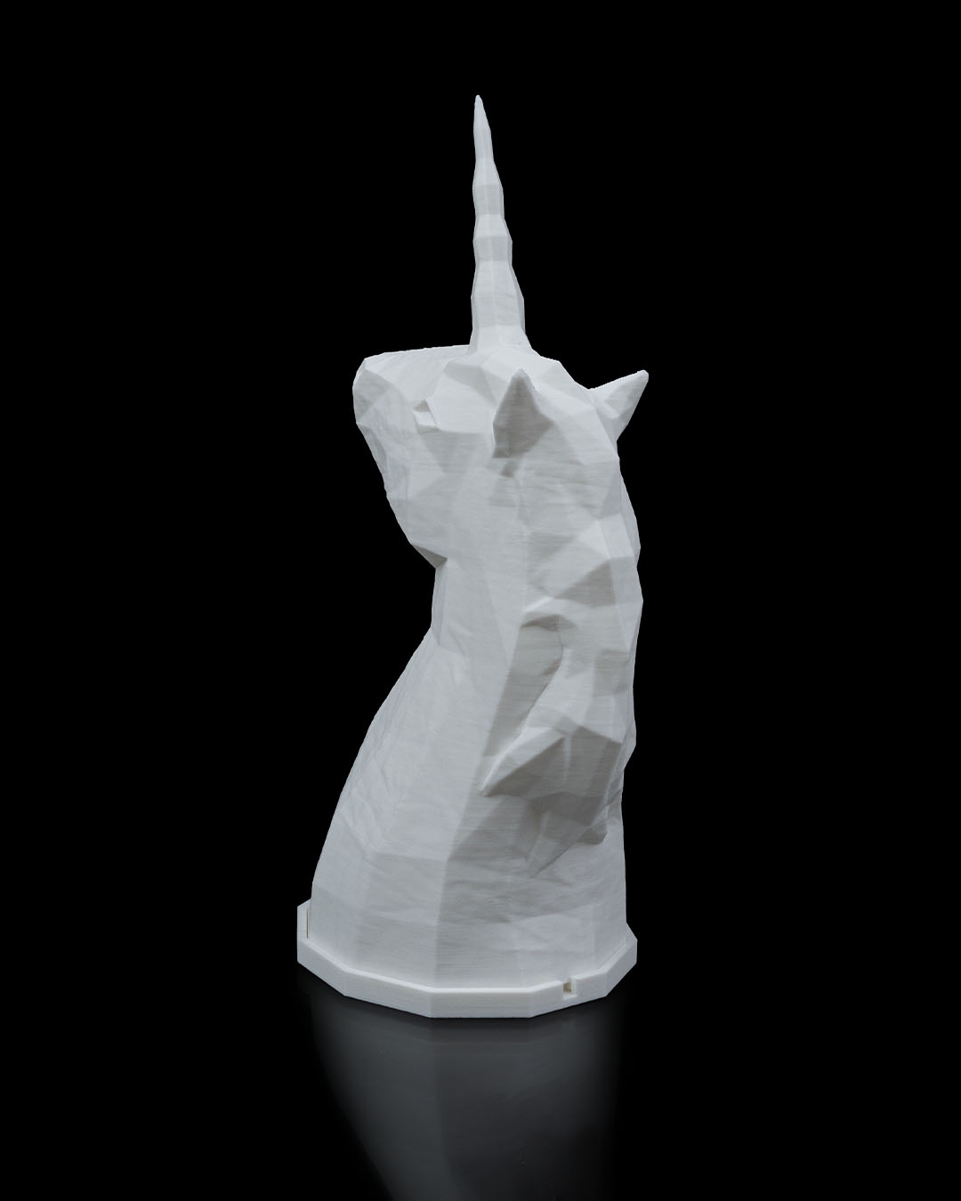 Low Poly Unicorn Table Lamp - Image 4