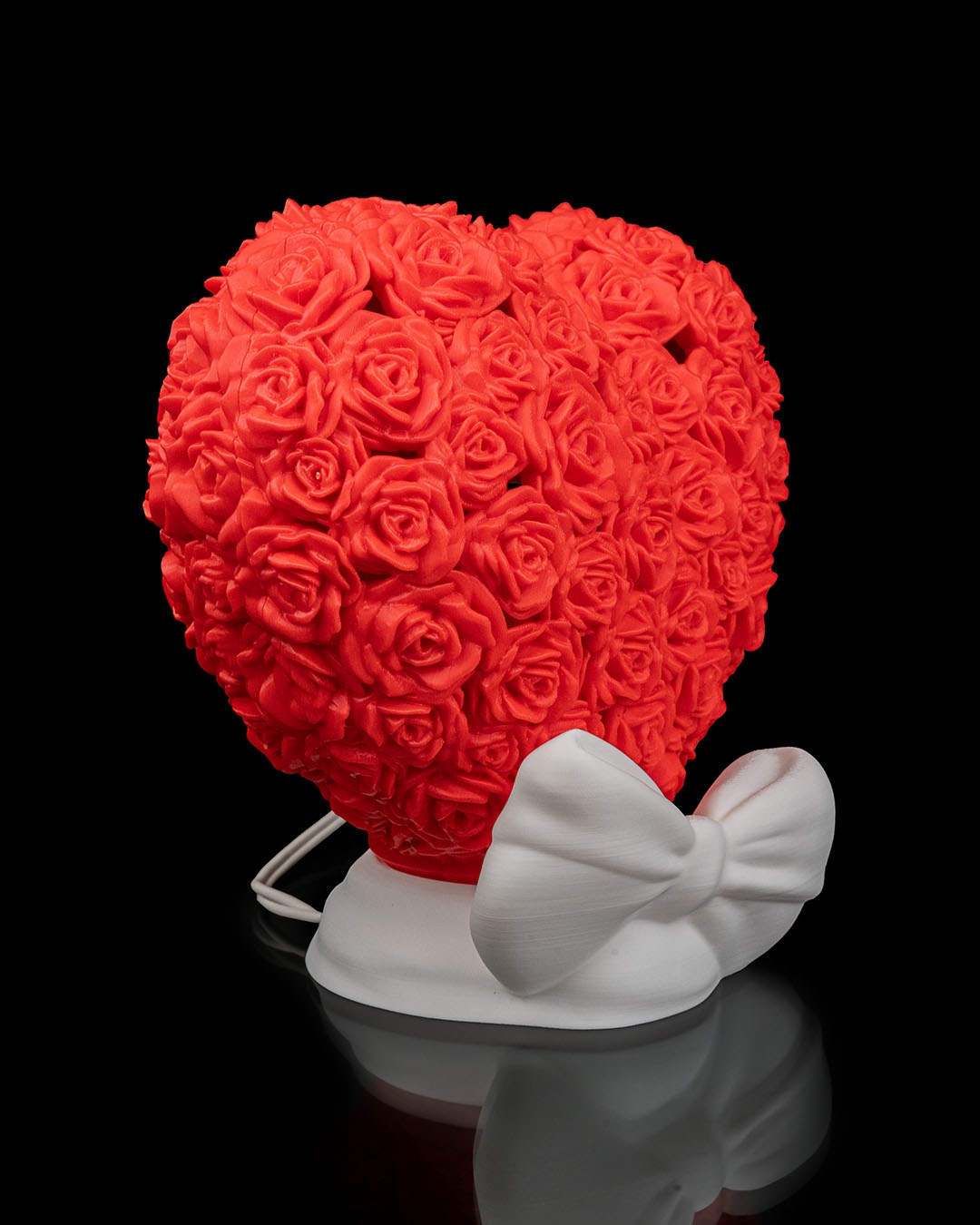 Love Arrangement Table Lamp - Image 4